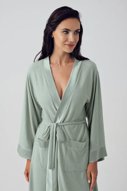 Women's Green Long-Sleeve Flexible Viscose Short Robe