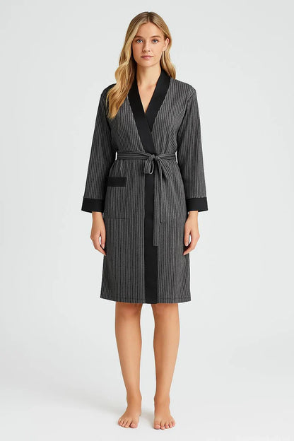 Women's Black Long-Sleeve Flexible Viscose Short Robe