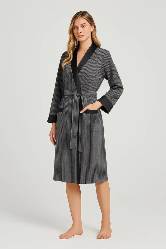 Women's Black Long-Sleeve Flexible Viscose Short Robe