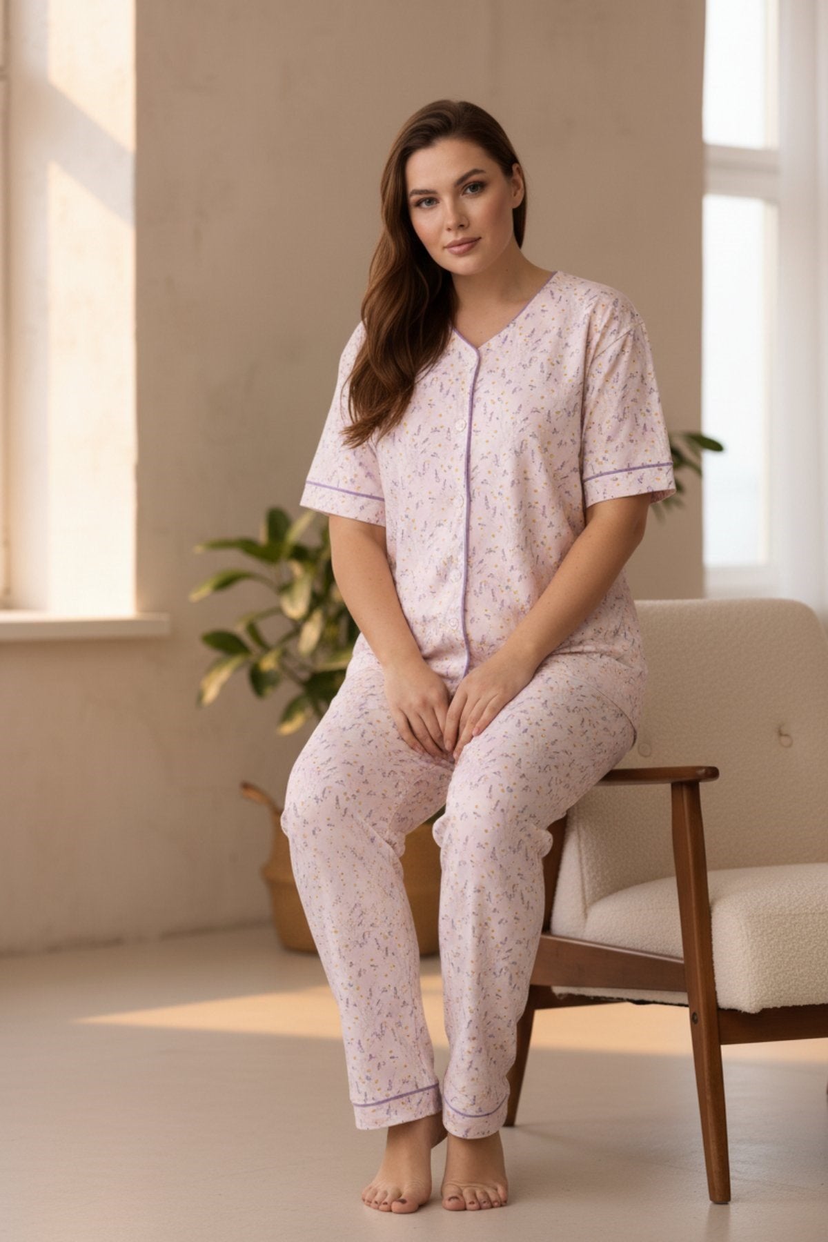 Plus-Size Short-Sleeve Pajama Set for Women Buttoned Viscose - Light Lilac