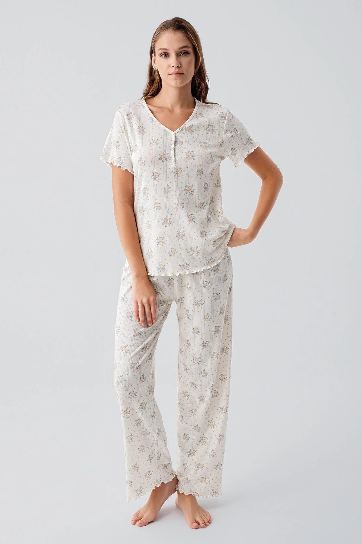 Women's Ecru Short-Sleeve Floral Pattern Buttoned Crochet-Detail 100% Cotton Pajama Set