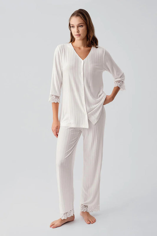 Women's Ecru Short-Sleeve Lace-Detail Buttoned Flexible Viscose Pajama Set